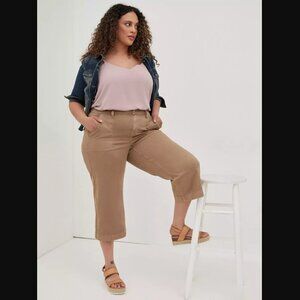 Torrid Crop Pull-On Wide Leg Stretch Twill Mid-Rise Pant